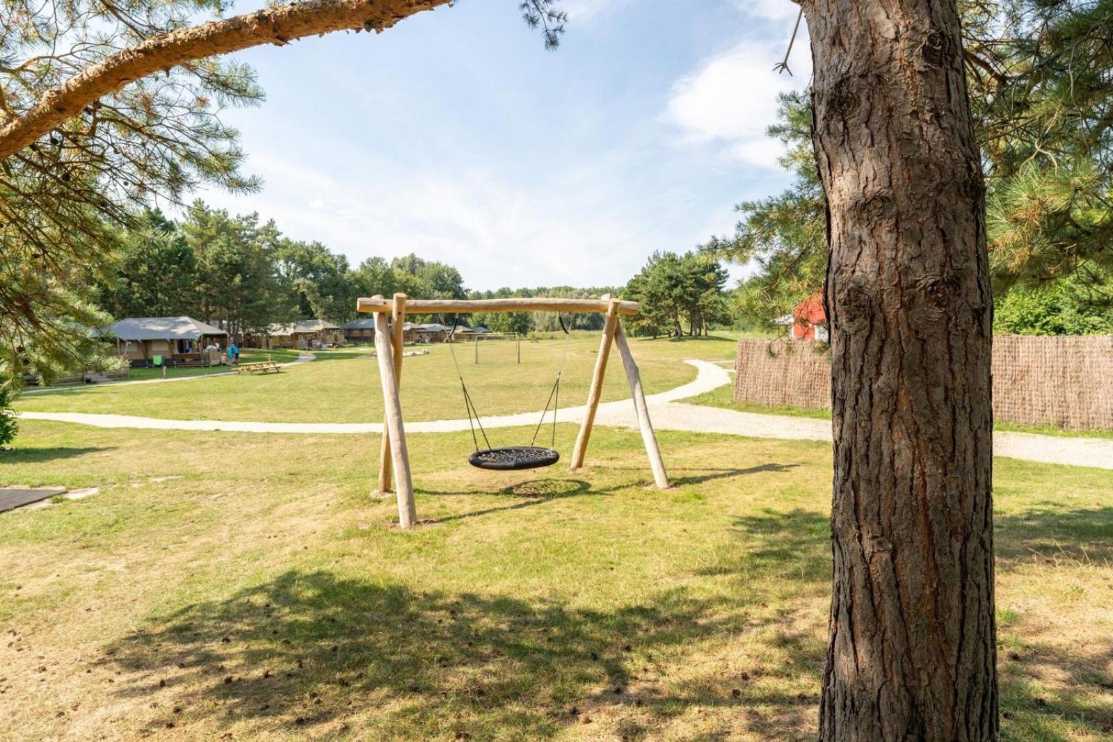 Glamping Lodge With Eco-Wellness Zeewolde Extérieur photo