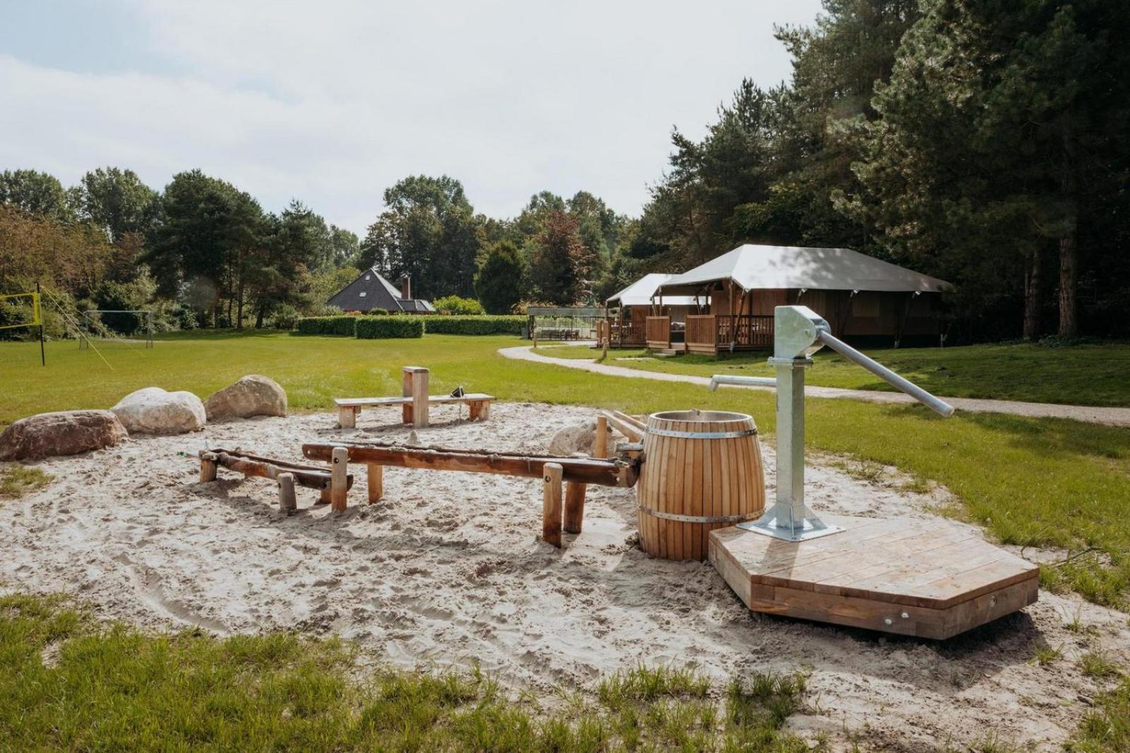 Glamping Lodge With Eco-Wellness Zeewolde Extérieur photo