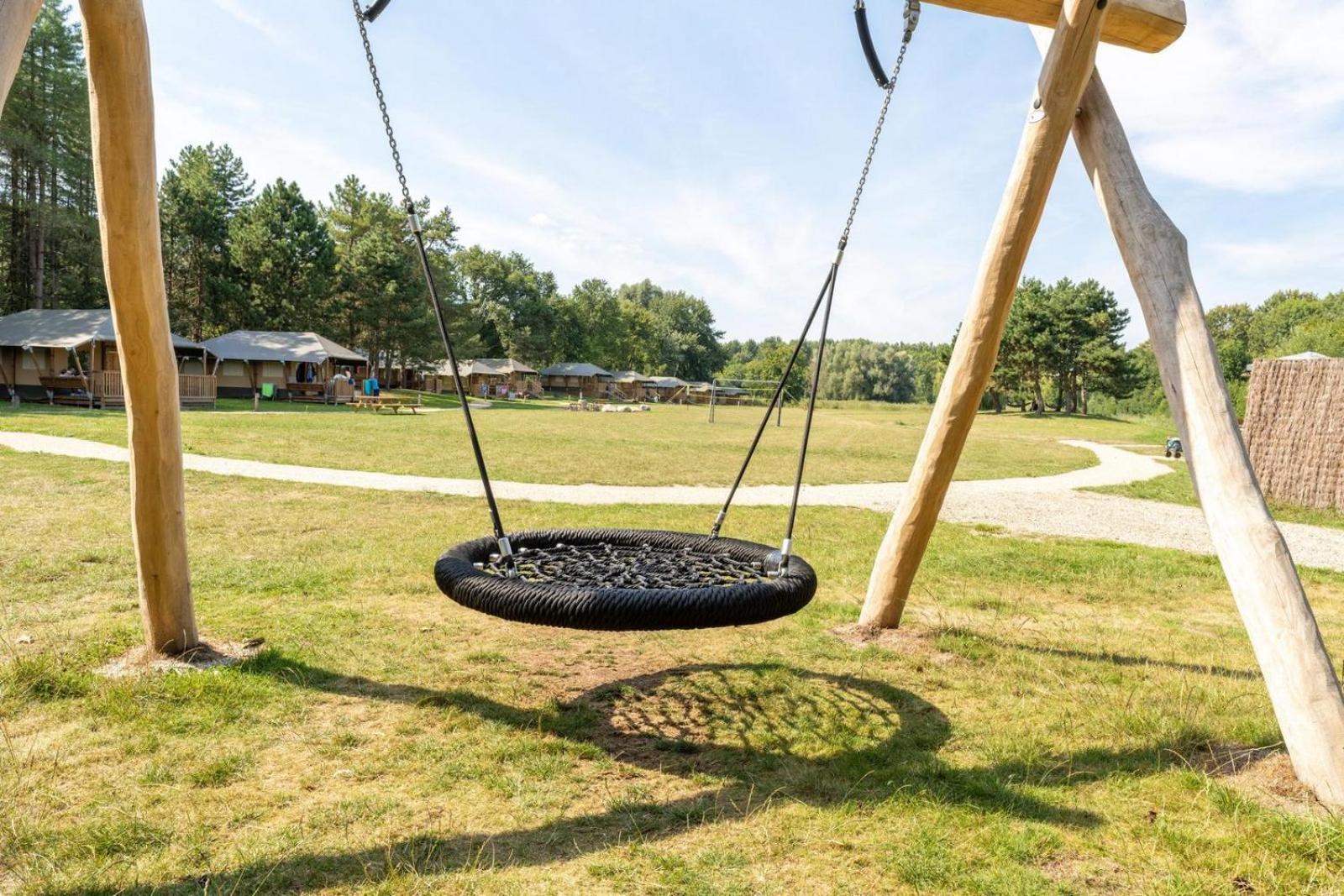 Glamping Lodge With Eco-Wellness Zeewolde Extérieur photo