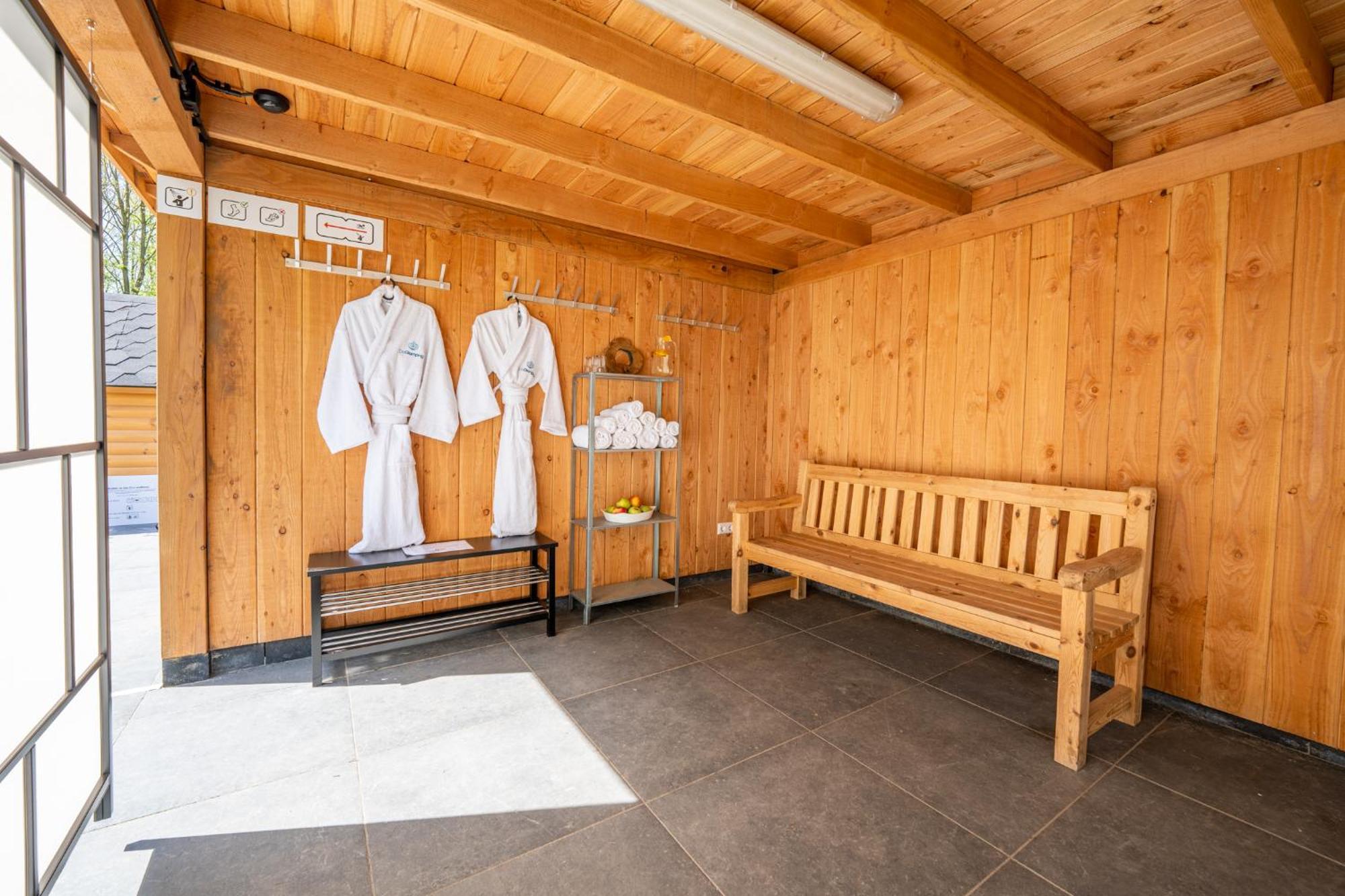 Glamping Lodge With Eco-Wellness Zeewolde Extérieur photo